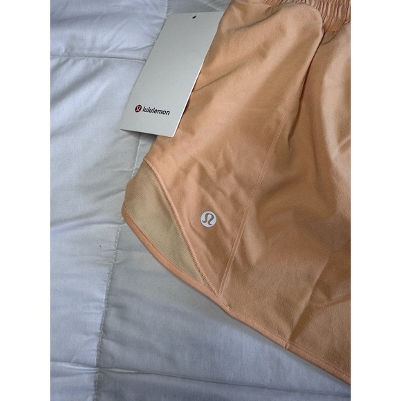 NEW Lululemon Hotty Hot Shorts Size 14 HR High Rise 2.5" Lined Rock Melon NWT - Picture 11 of 11